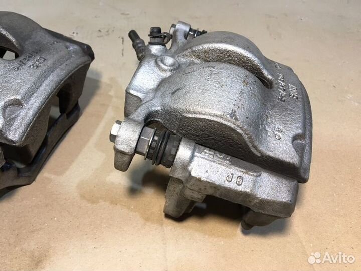 Суппорт тормозной передний Bmw Mini 1 2 3 X1 X2