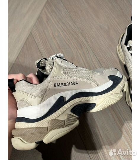 Кроссовки balenciaga triple s