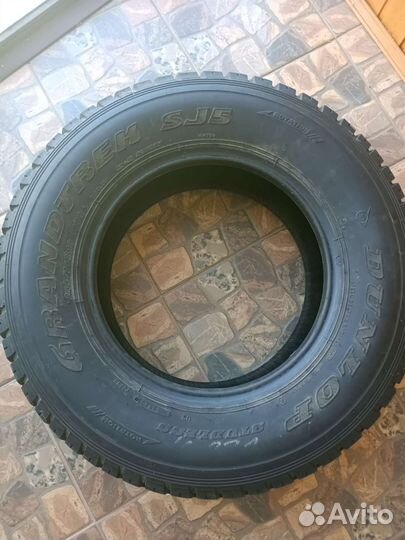 Dunlop Grandtrek SJ5 245/70 R16