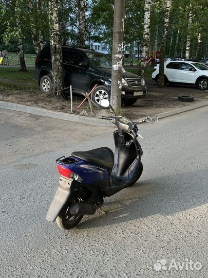 Скутер Suzuki Lets 2