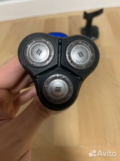 Электробритва Philips SensoTouch