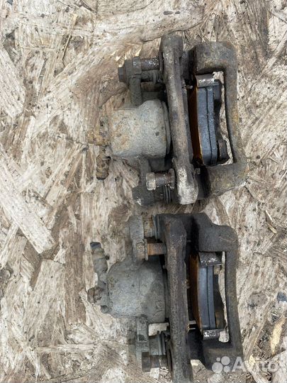 Kia ceed суппорт задний правый и левый