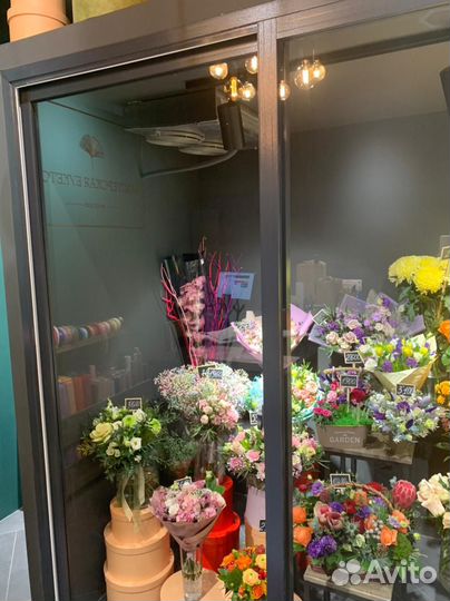 Цветочная холодильная камера