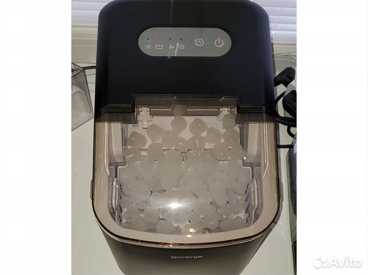 Ледогенератор 2200 мл