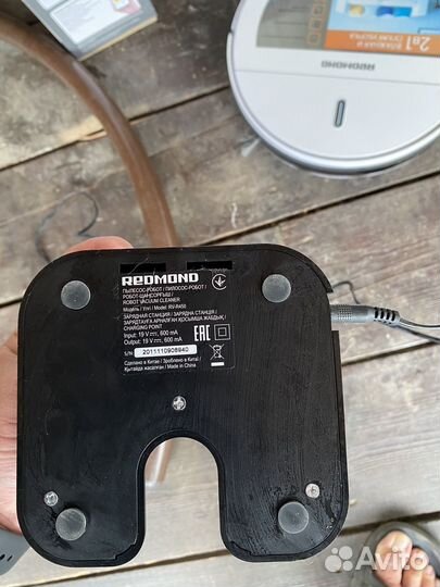 Робот пылесос redmond rv r450