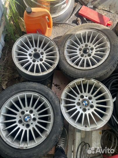 R16 Pirelli Ice Zero 205/60, PCD 5x120 DIA 72.6
