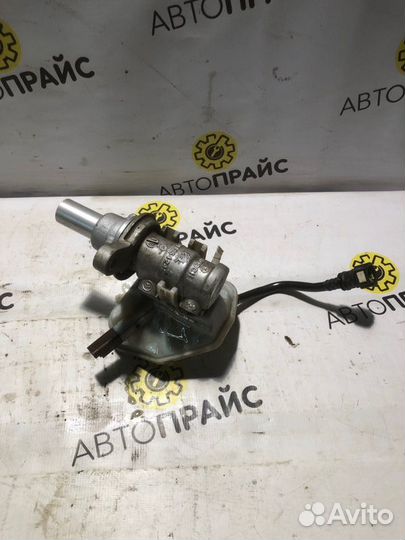 Главный тормозной цилиндр Peugeot 308 EP6 2008