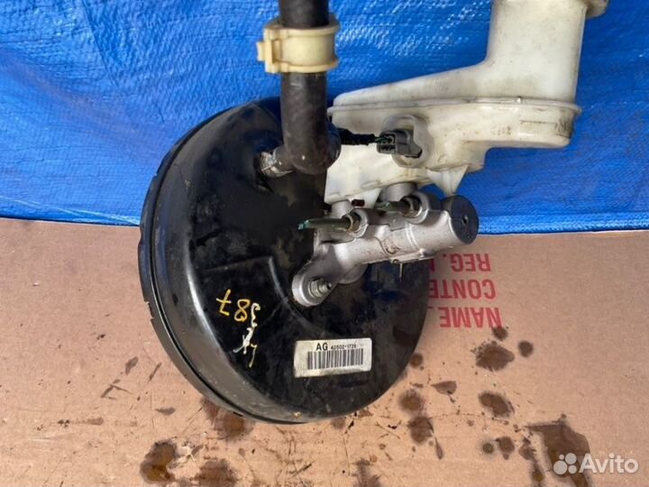 Главный тормозной цилиндр Honda Accord CT2 3.5L