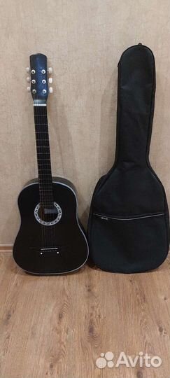 Акустическая гитара