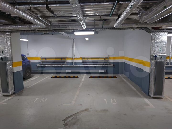 Машиноместо