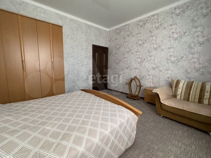 2-к. квартира, 74,4 м², 2/3 эт.
