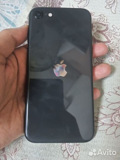 iPhone SE (2020), 128 ГБ