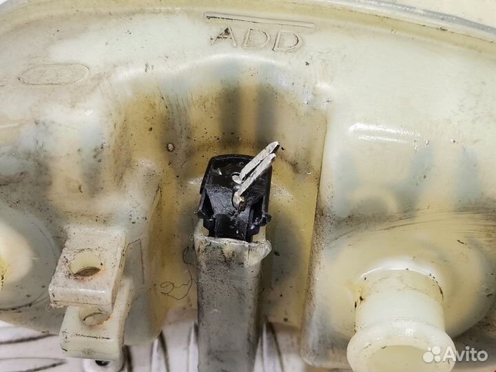 Бачок тормозной жидкости для Chrysler Voyager 3