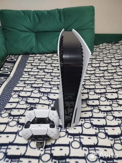 Sony playstation 5 с дисководом 2 джойстика