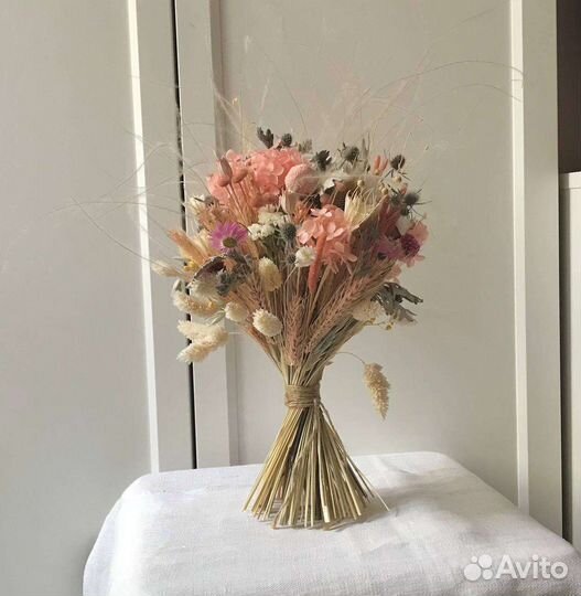 Букет цветов из сухоцветов. Свадебный букет
