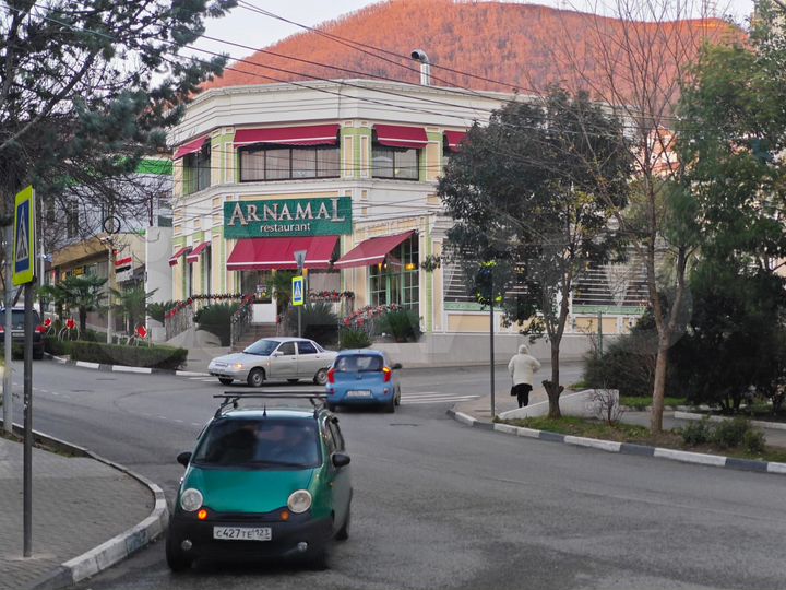 Торговая площадь, 14 м²