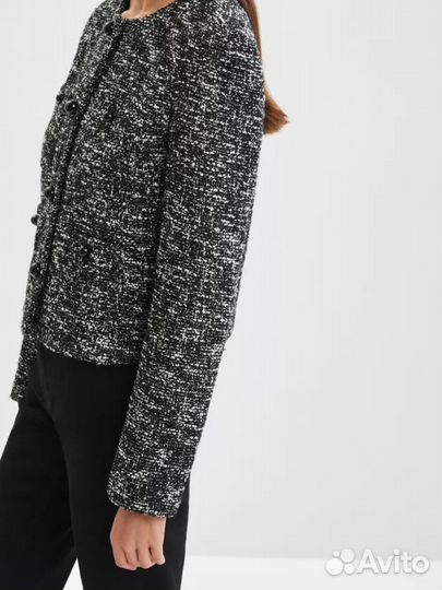 Жакет укороченный трикотажный теплый на пуговицах