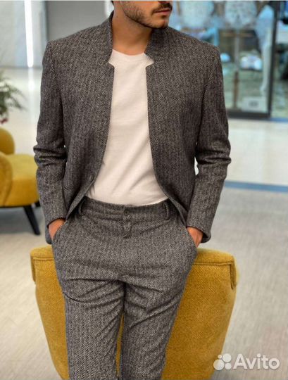 Брючный костюм мужской 48