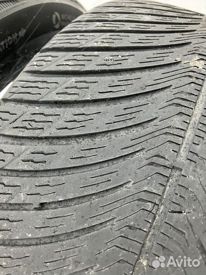 Michelin Pilot Alpin 5 285/40 R19