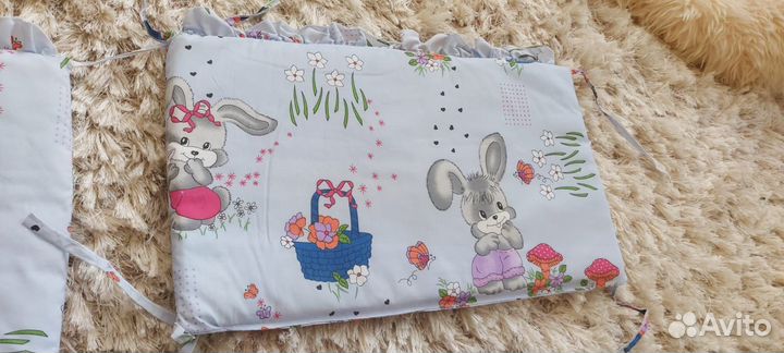 Бортики в детскую кроватку и балдахин