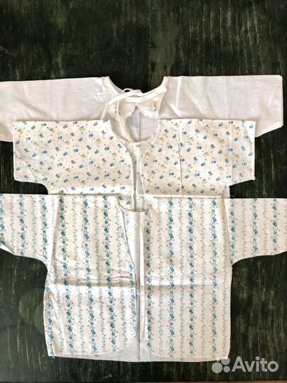 Распашонки, шапочки, пеленки, ползунки