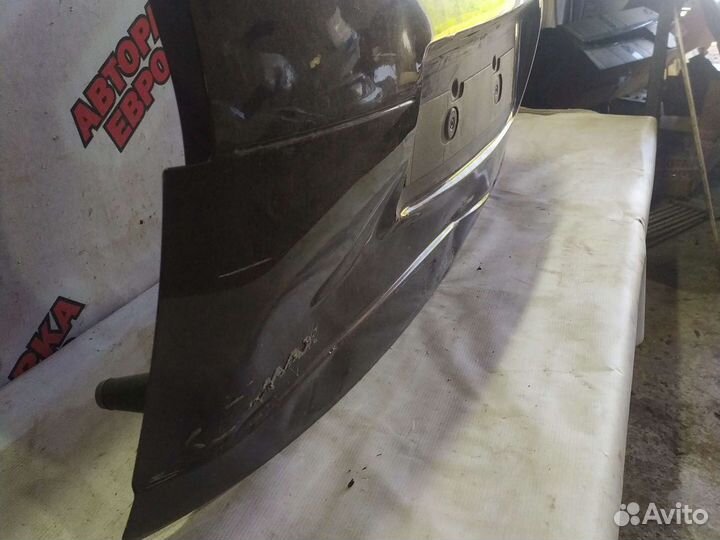 Крышка багажника Ford C-MAX