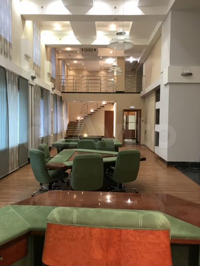 Свободного назначения, 685.3 м²