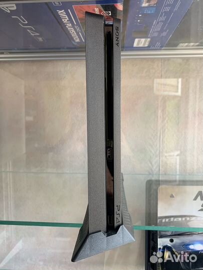 PlayStation 4 slim 500 Gb