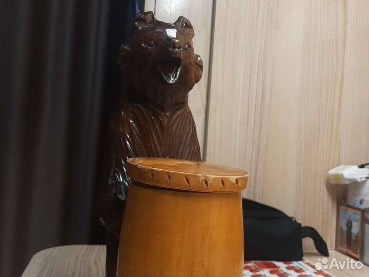 Статуэтка. Мишка с бочёнком