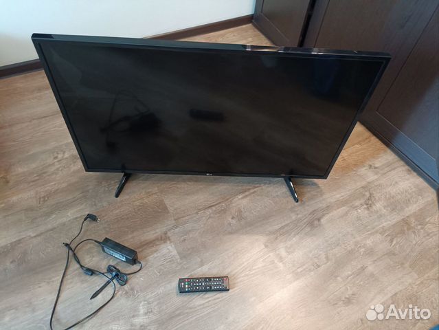 Телевизор нерабочий LG 43LH513