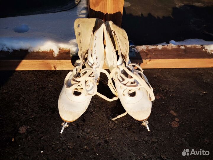Коньки детские 33 размер