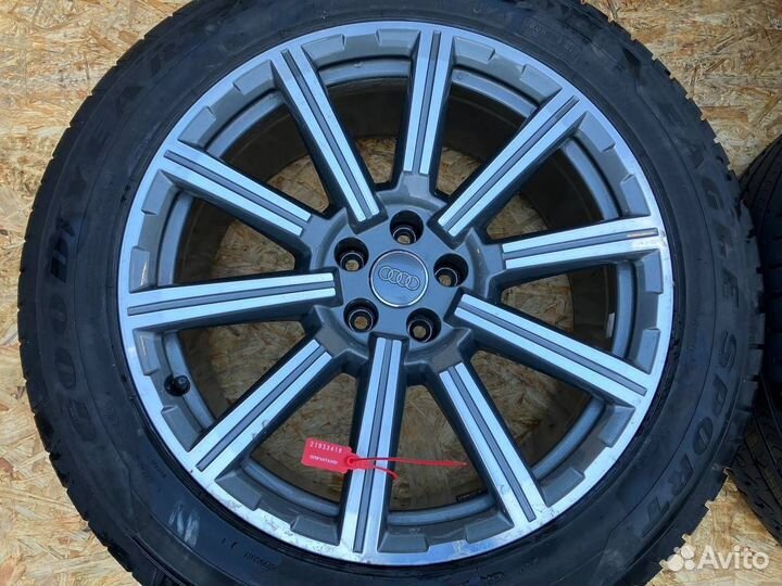 Комплект литых дисков R20x9 5x112 Audi Q7 4M