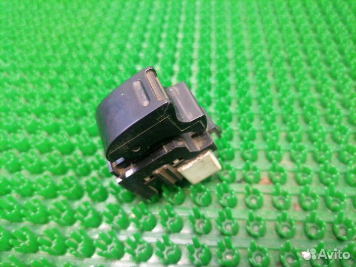 Кнопка стеклоподъемника Byd F3 XC 4G15S 2008