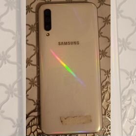 Samsung Galaxy A50, 4/64 ГБ