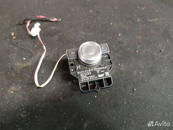 Пульт управления мультимедиа Mercedes-Benz C-Класс