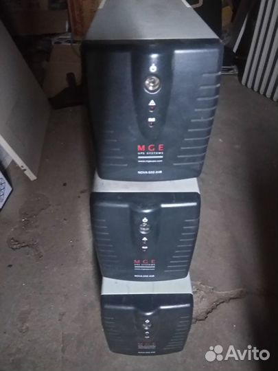 Источник без-перебойного питание MGE nova 600VR