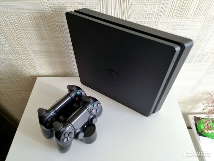 Sony PS4 slim 1tb