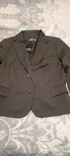 Костюм тройка женский новвй р 48 50 oggi