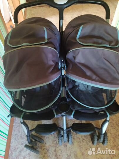 Коляска для двойни или погодок