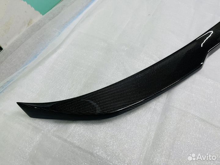 Спойлер BMW G30 стиль DA карбон