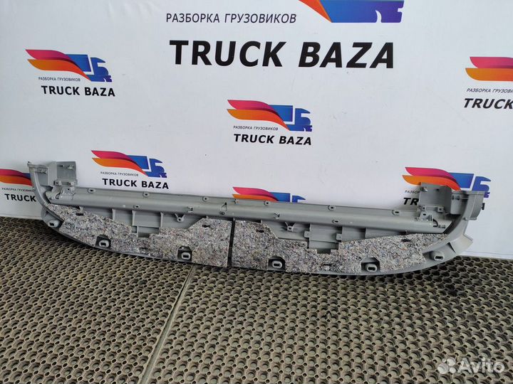 Накладка торпедо Renault T