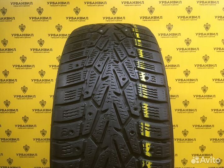 Nokian Tyres Hakkapeliitta 7 215/55 R17 98T