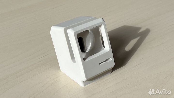 Силиконовая подставка под зарядку Apple Watch