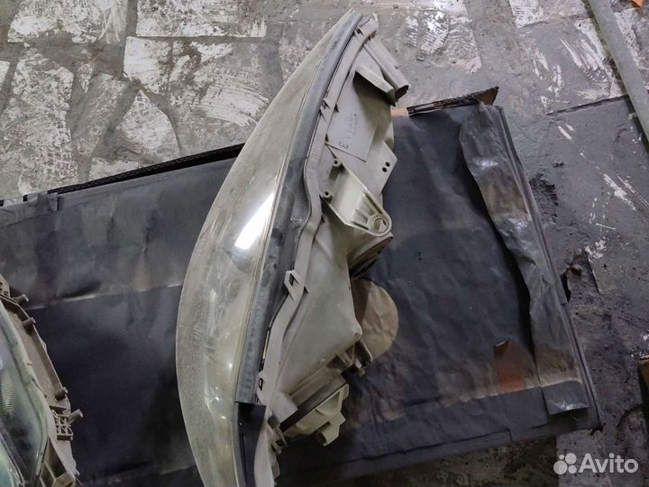 Фара toyota camry 30