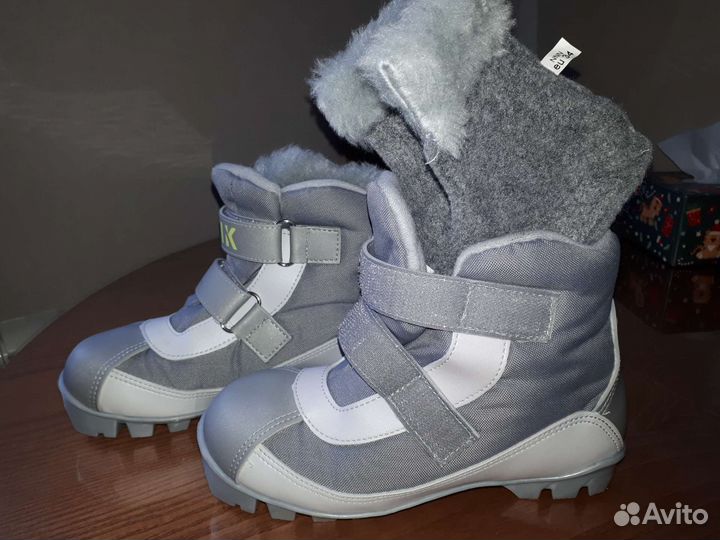 Лыжные ботинки детские 34 35