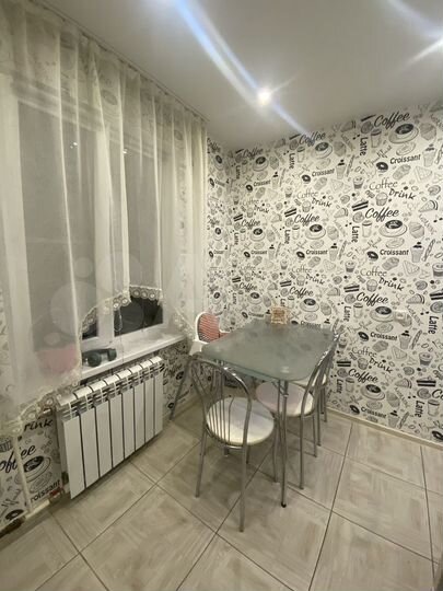 2-к. квартира, 47 м², 3/5 эт.