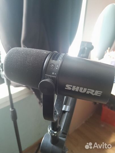 Микрофон студийный shure mv7