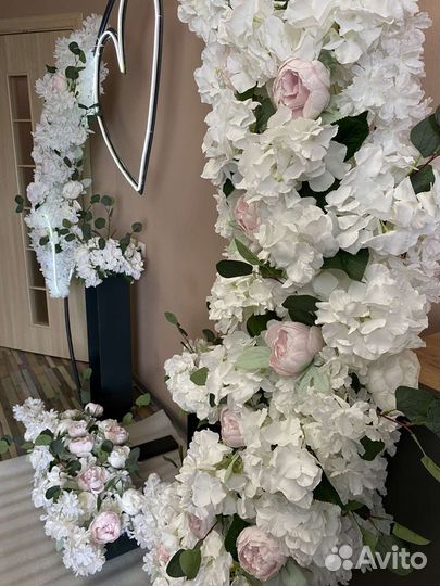 Свадебная арка и Фото зоны