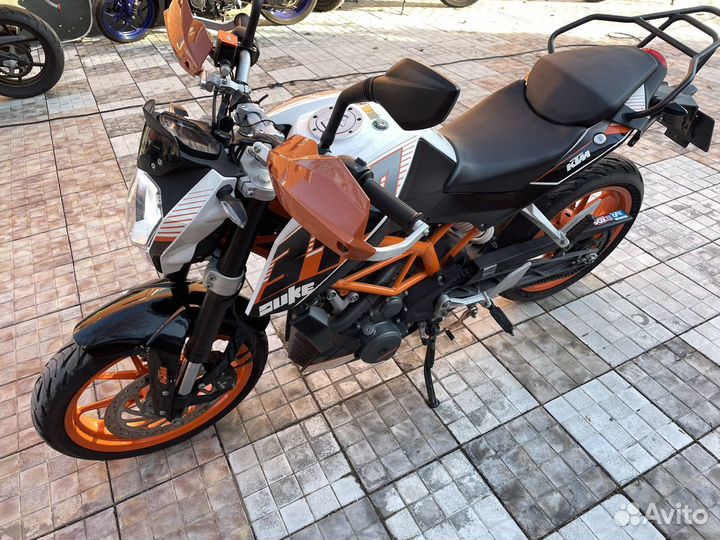 KTM 390 duke