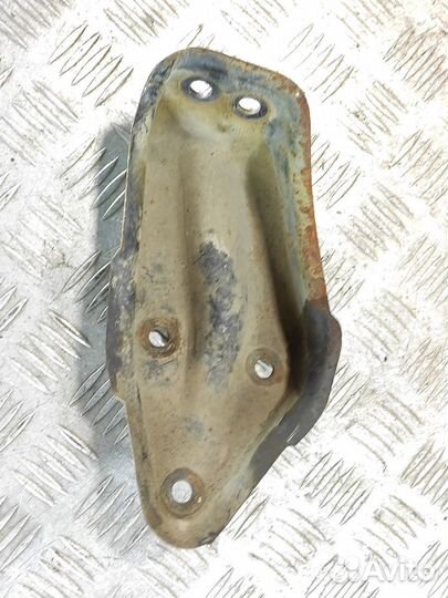 Кронштейн кпп Opel Astra F